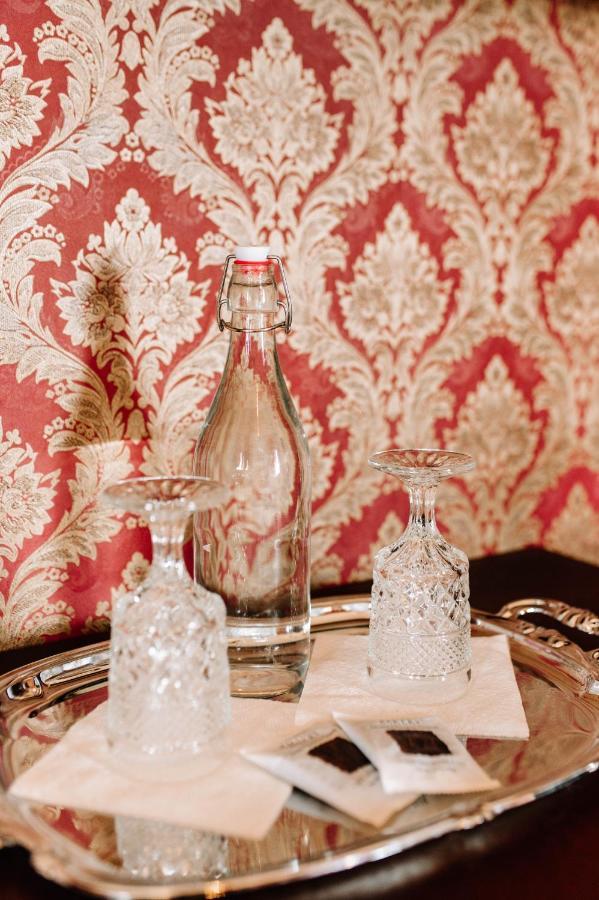 White House Hotel Hermann Luaran gambar
